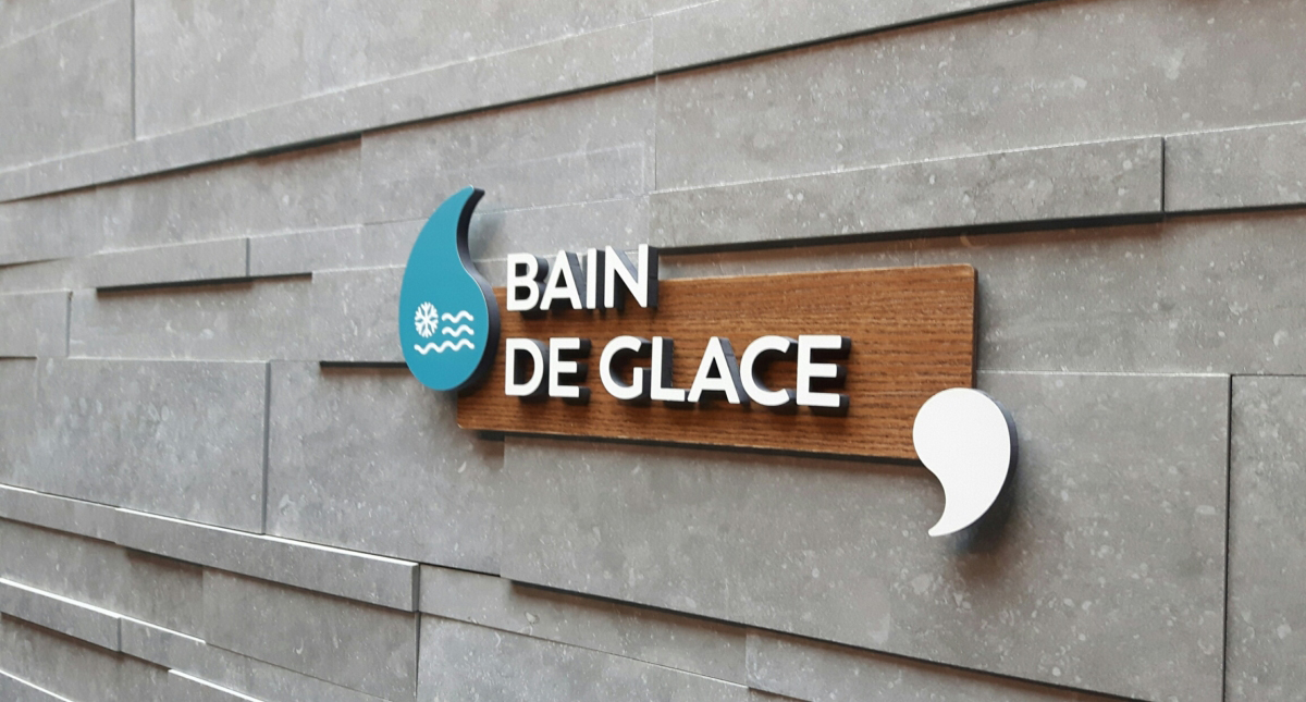Logo et signalétique pour Aquavirat l'espace santé.