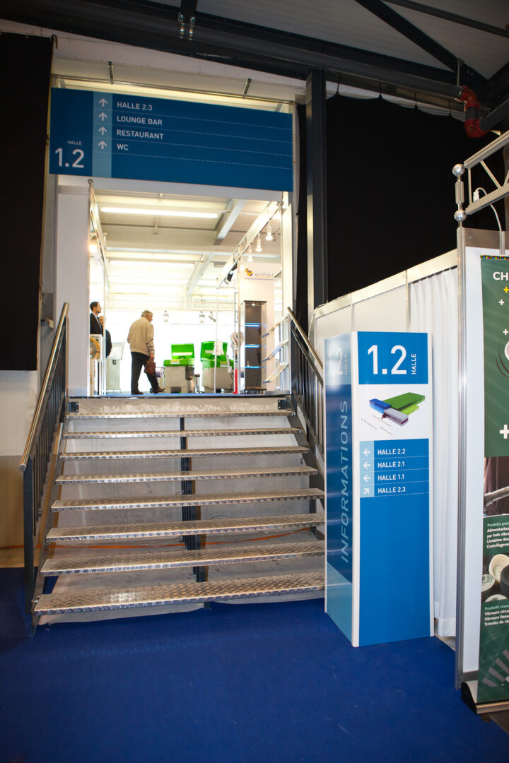 Signalétique des différentes salles du bâtiment - SIAMS 2012.