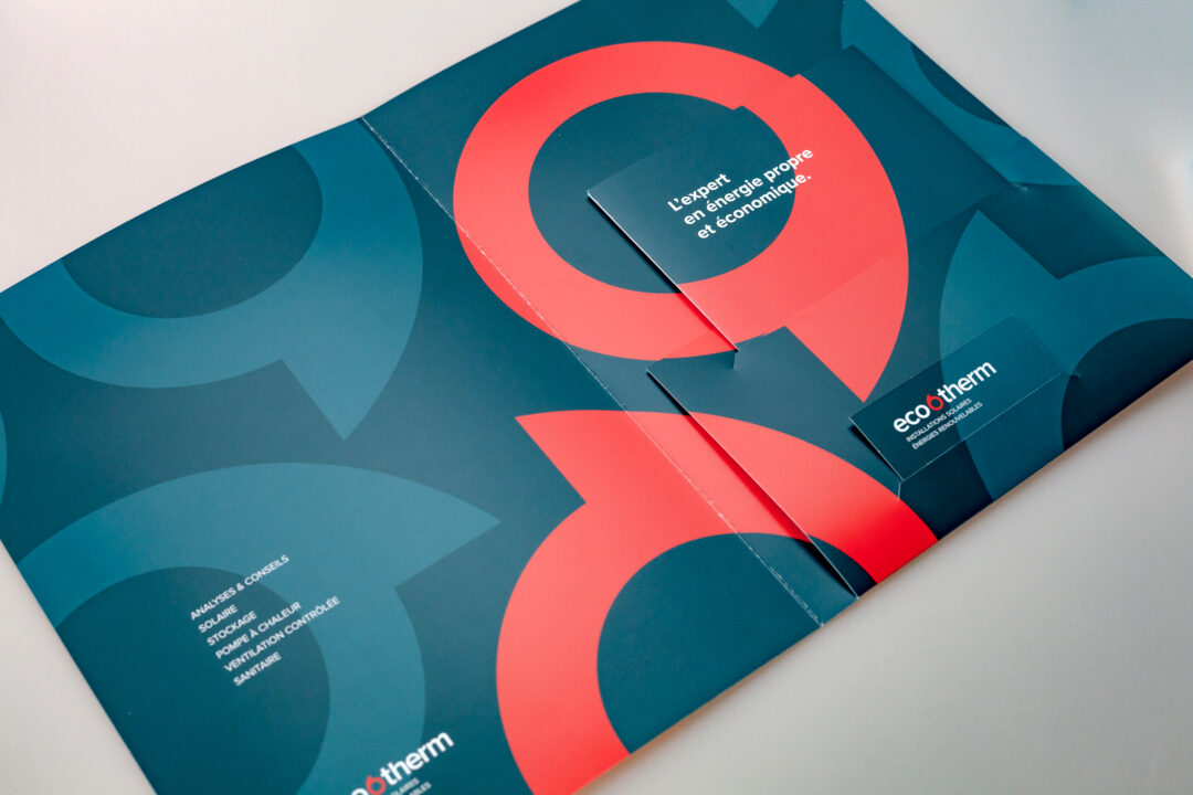 Brochure pour eco6therm, l'expert en énergie propre et économique.