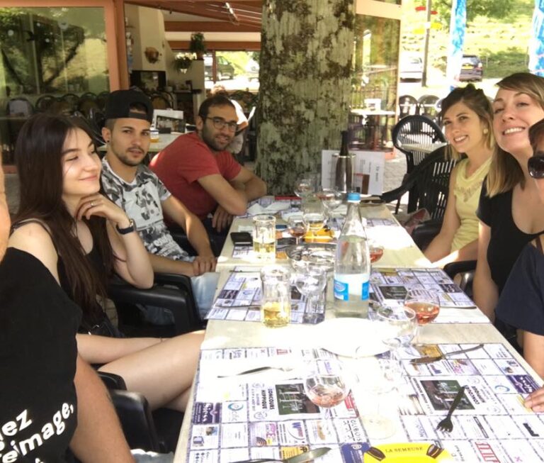 La team Pomzed au restaurant.