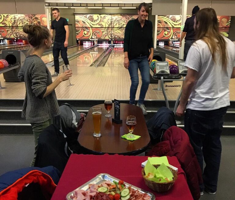 La team Pomzed en sortie bowling.