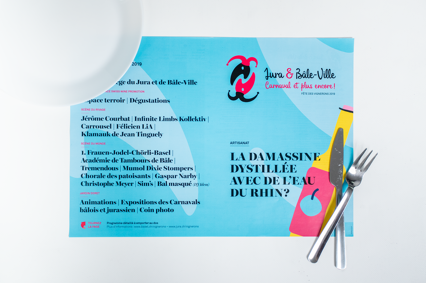 Set de table de Jura et Bâle-Ville pour la Fête des Vignerons mis en scène avec des couverts